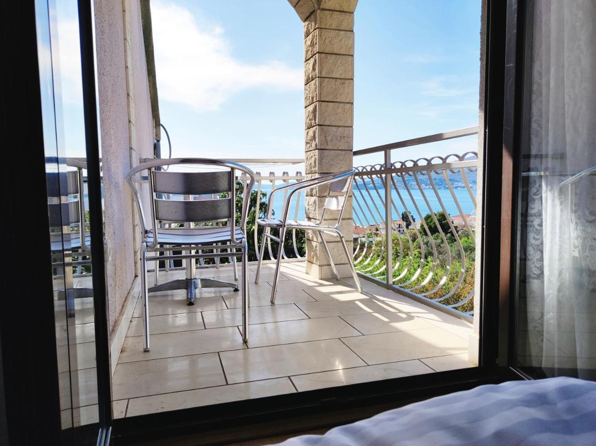 Dream View Apartments Dalmatia 特罗吉尔 外观 照片